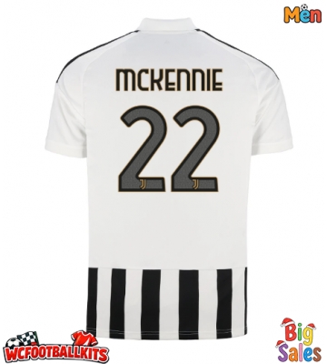 Juventus Weston McKennie #22 Replica Home Stadium Shirt 2026-27 Short Sleeve